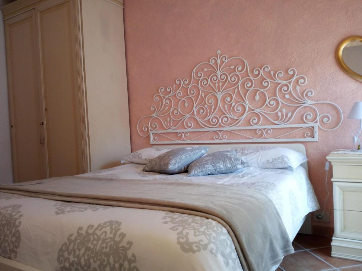 Lo Sporting Bed&Breakfast Nasino Bagian luar foto